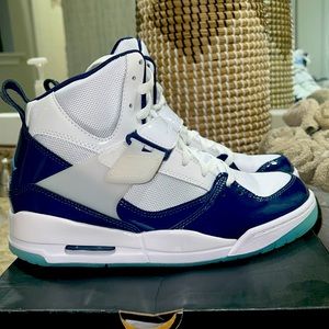 Jordan Flight 45 High men size 7.5 women’s 9